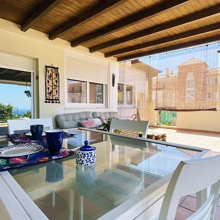 Apartamento Gran Terraza Con Vistas Al Mar Y Piscina Rincón de la Victoria