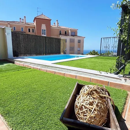 Gran Terraza Con Vistas Al Mar Y Piscina Apartamento *